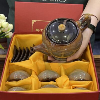 bo-am-chen-hoa-bien-men-vang-nau-dang-buoi-hoa-no-trong-long-chen-hb-10 (8)