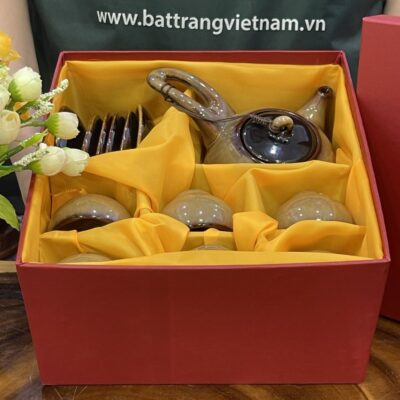bo-am-chen-men-hoa-bien-vang-nau-hoa-tiet-hoa-no-trong-long-chen-hb-09 (11)