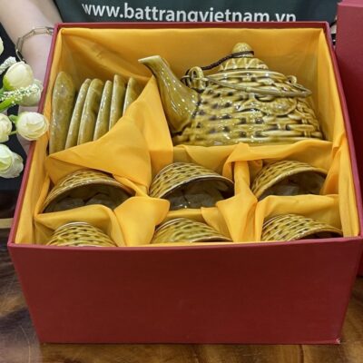 bo-am-chen-men-hoa-bien-vang-nau-sen-ca-hb-07 (11)
