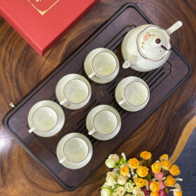 Bộ Ấm Chén Trà Vẽ Tay Họa Tiết Cành Đào Dáng Đài Cát VT-02